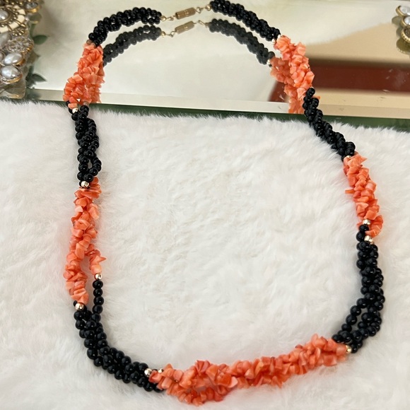 Jewelry - Vintage black glass and pink coral necklace